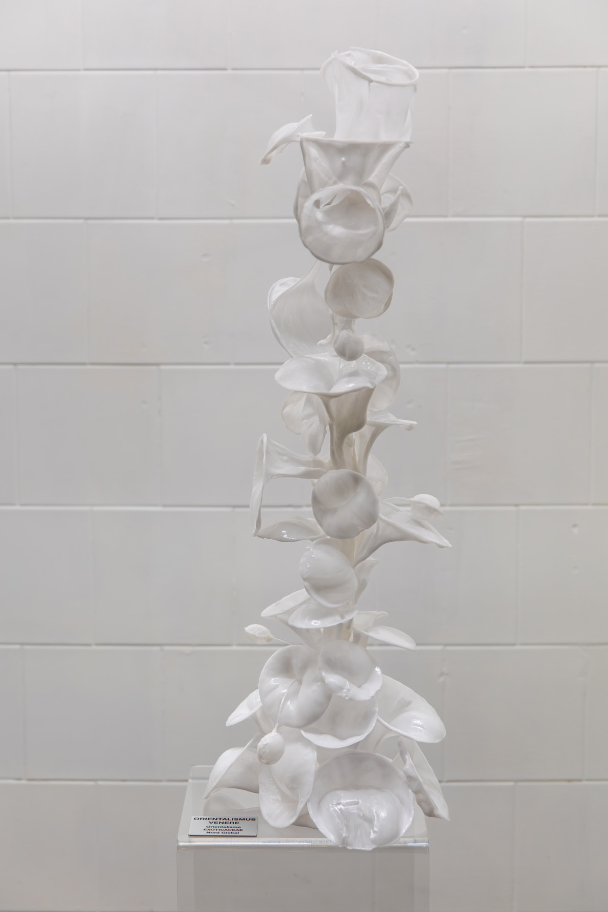Sculpture env. 30x30x200 cm